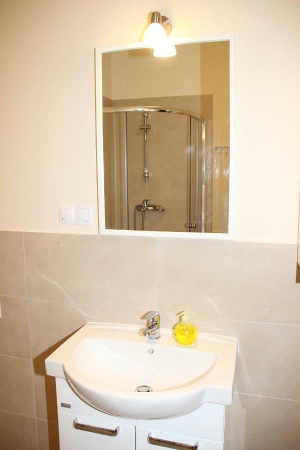Fredry 8 Apartman Piastow Kültér fotó