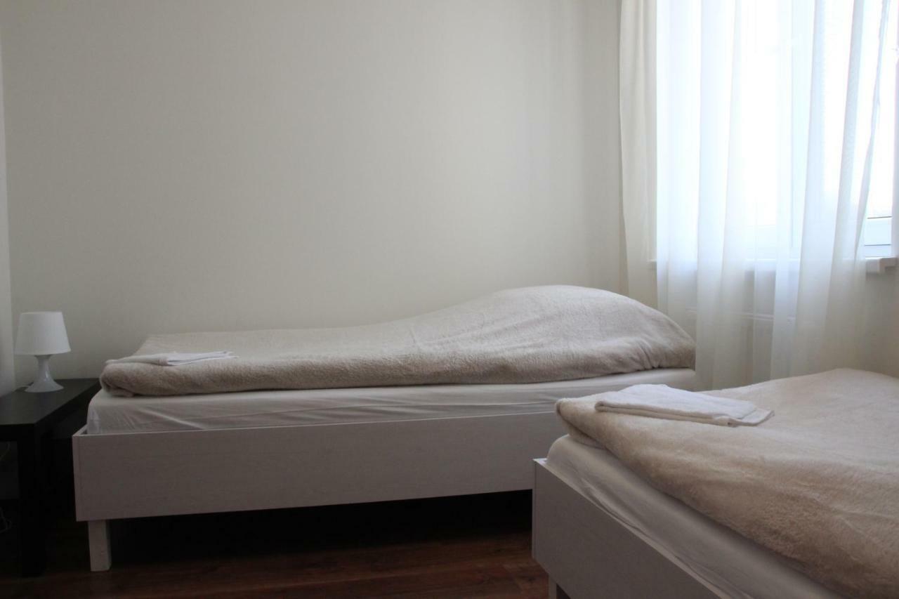 Fredry 8 Apartman Piastow Kültér fotó