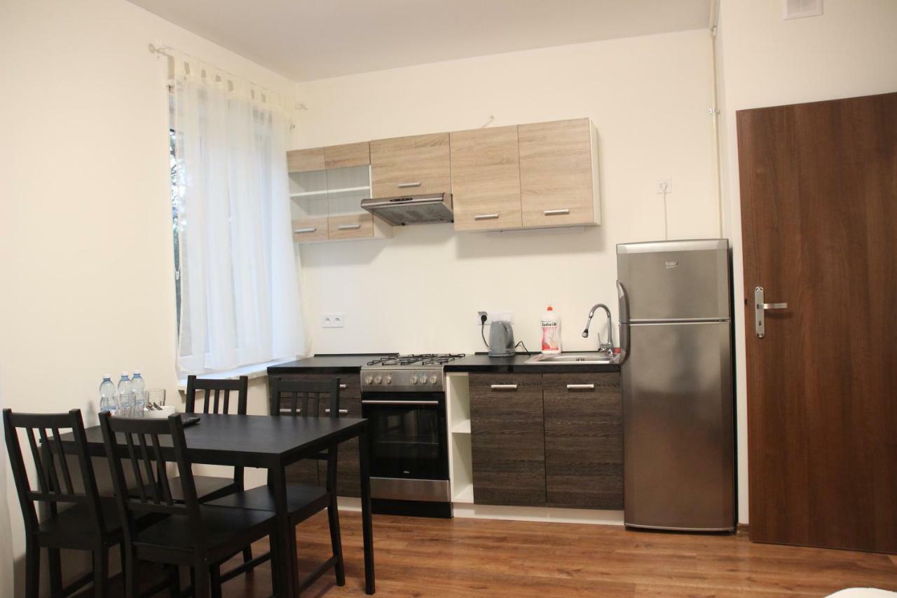 Fredry 8 Apartman Piastow Kültér fotó